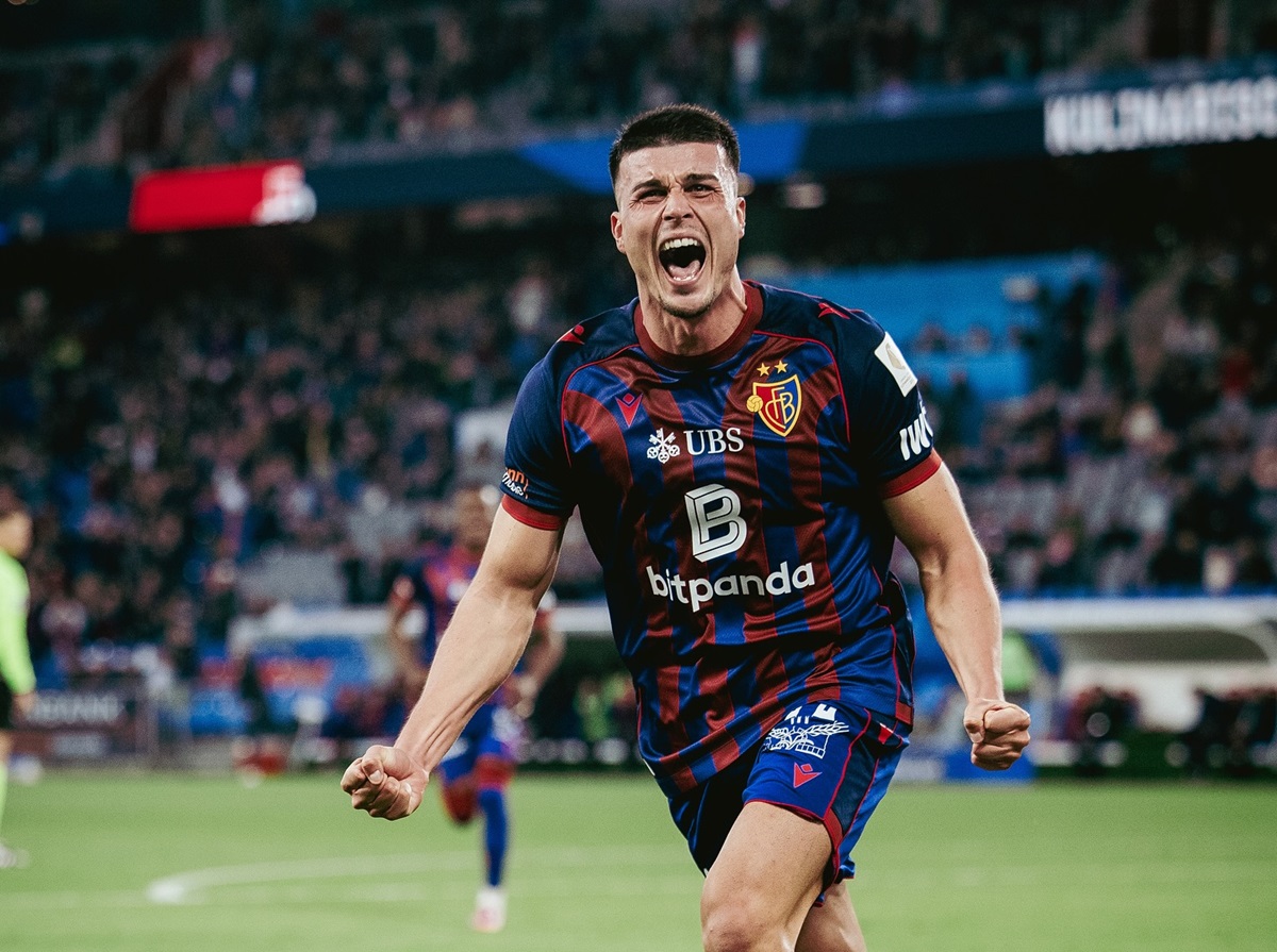 Lyon x FC Basel: onde assistir ao vivo e escalações do confronto europeu. Imagem: Divulgação FC Basel