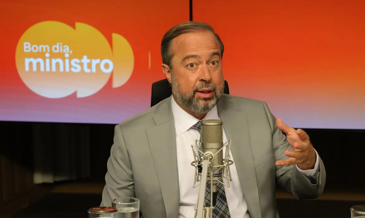 Ministério de Minas e Energia discute apagão com ONS após falha em subestação