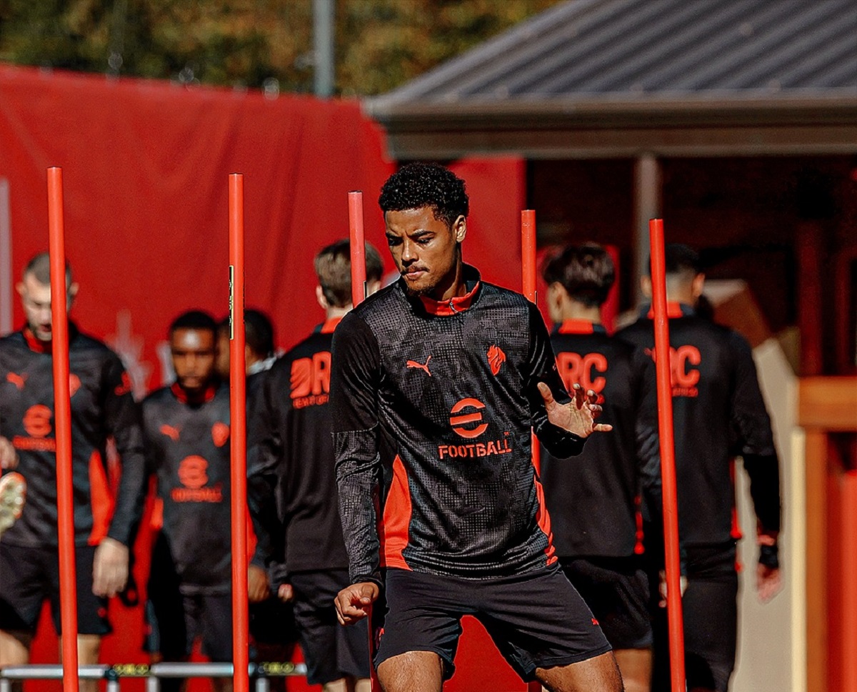 Atalanta x Milan ao vivo: onde assistir, horário e tudo sobre o jogo pelo Campeonato Italiano 2025/26. Imagem: Divulgação Milan Atalanta x Milan ao vivo: onde assistir, horário e tudo sobre o jogo pelo Campeonato Italiano 2025/26. Imagem: Divulgação Milan