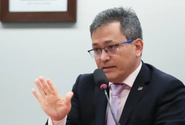 Isenção do IR é resgate em favor do povo, afirma secretário da Receita