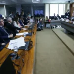 Haddad defende que cortar benefícios tributários é combater privilégios