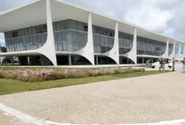 Lula apoia plebiscito sobre taxacao e jornada 6x1