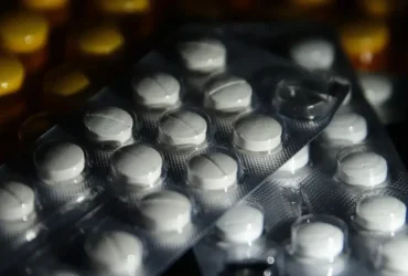 Antibióticos: uma em cada seis infecções bacterianas já mostra resistência, alerta OMS