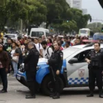 Operação no Rio mobiliza 2,5 mil policiais em ação histórica