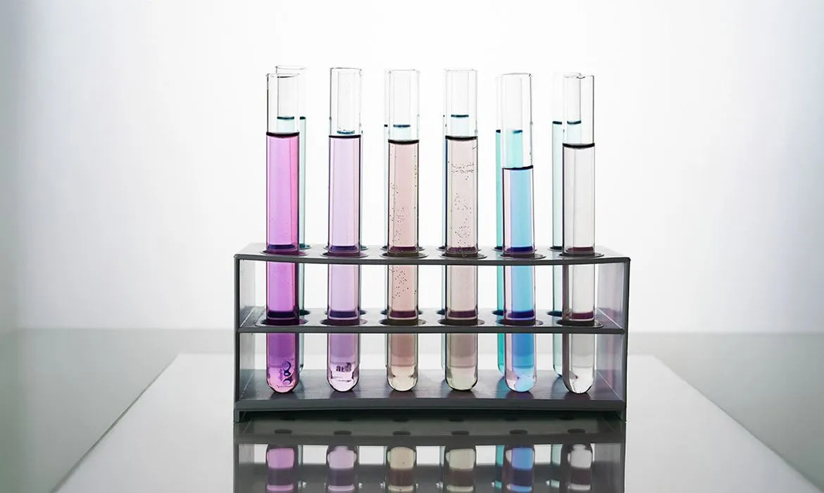 Intoxicação por metanol em SP já registra 14 casos e duas mortes