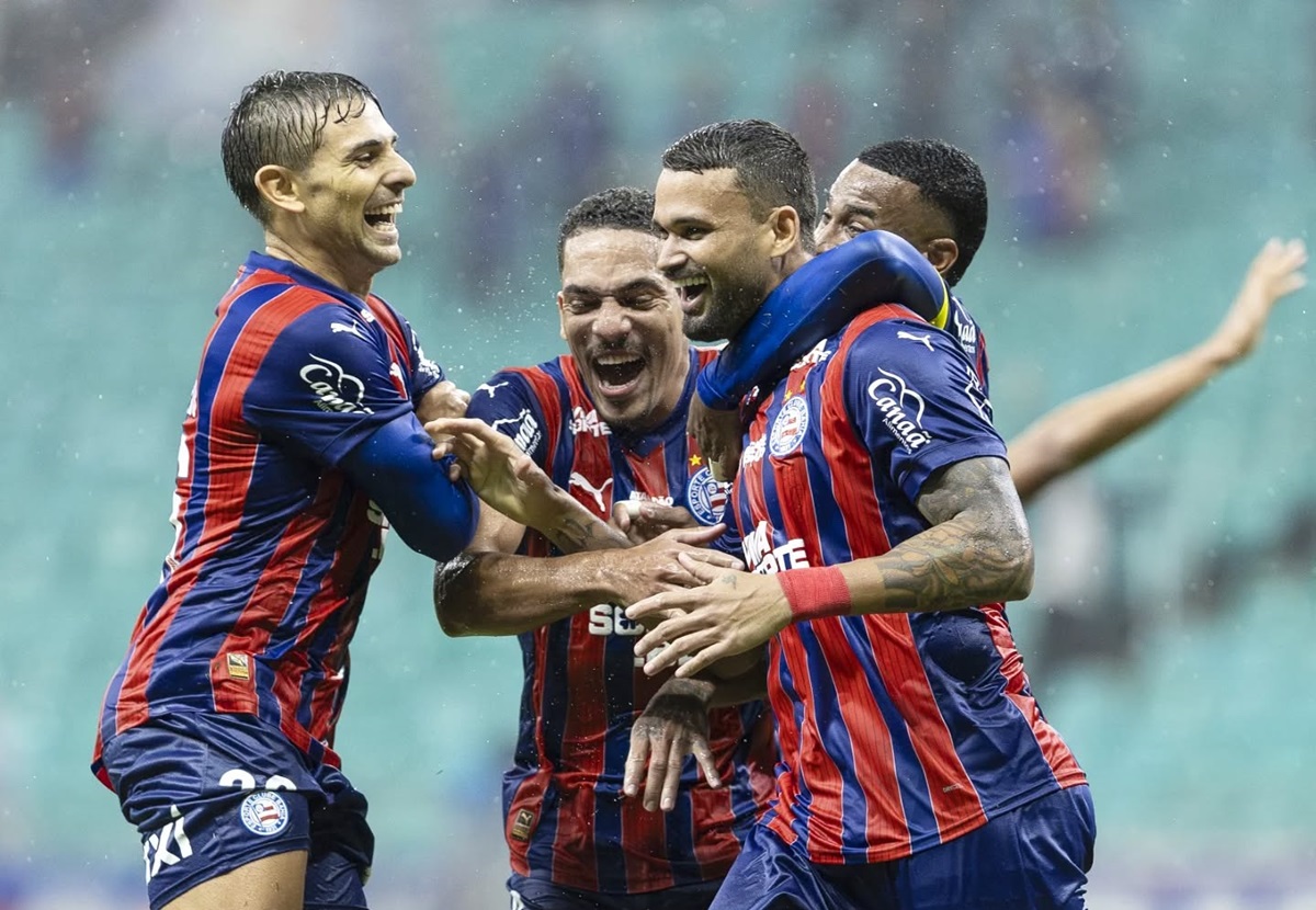São Paulo x Bahia: onde assistir, horário e prováveis escalações pela 30ª rodada do Brasileirão 2025. Imagem: @therafao São Paulo x Bahia: onde assistir, horário e prováveis escalações pela 30ª rodada do Brasileirão 2025. Imagem: @therafao