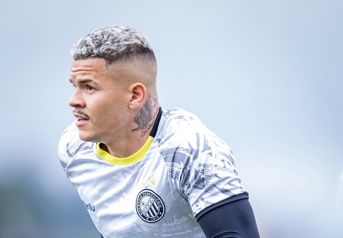 Operário x Remo: onde assistir, horário e prováveis escalações pela Série B 2025. Imagem: @victoria.sellares • OFEC