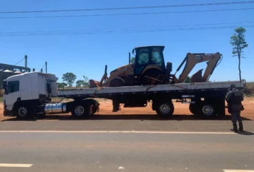 Ação conjunta recupera retroescavadeira roubada em MT