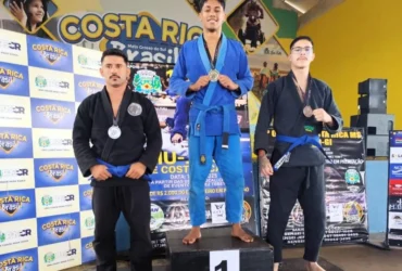 Projeto Atletas do Fogo conquista 15 medalhas em torneio de Jiu-Jitsu