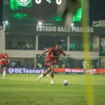 Atlético-GO x Athletico-PR: onde assistir, horário e prováveis escalações pela Série B. Imagem: Bruno Corsino