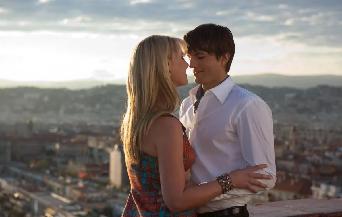 Casal em quadro de filme