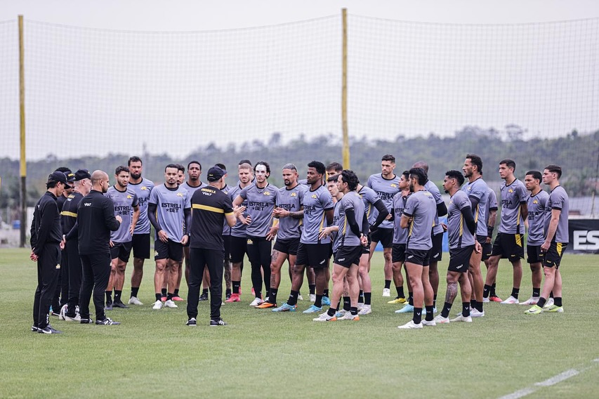 Avaí x Criciúma: onde assistir, escalações e tudo sobre o clássico catarinense pela Série B. Imagem: Celso da Luz/CEC Avaí x Criciúma: onde assistir, escalações e tudo sobre o clássico catarinense pela Série B. Imagem: Celso da Luz/CEC