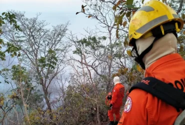 Corpo de Bombeiros aplica multa de R$ 80 milhões por incêndio no Parque Estadual da Serra Azul