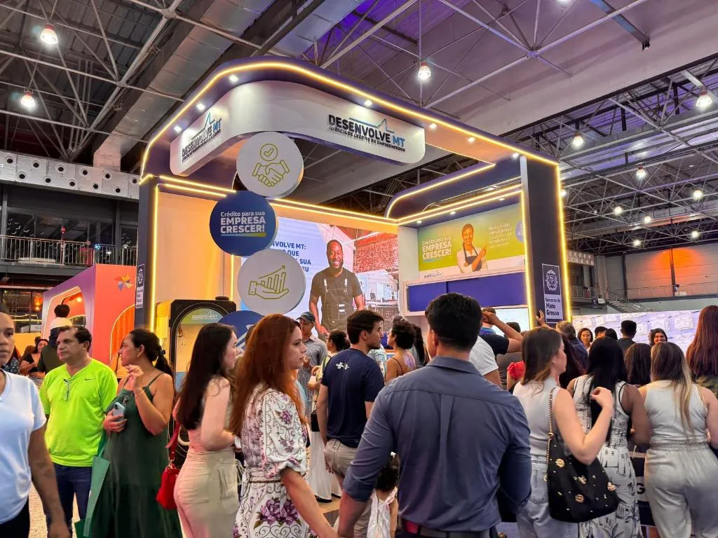 Desenvolve MT oferece crédito e apoio a mais de 700 empreendedores em feira de Cuiabá