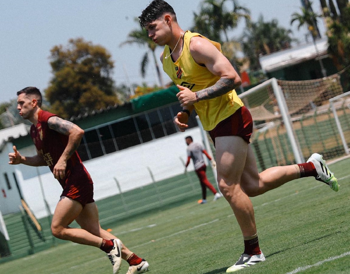 Remo x Athletico-PR: onde assistir, escalações e tudo sobre o duelo decisivo pela Série B. Imagem: Duda Matoso athletico.com.br