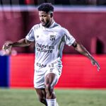 Ceará x Santos: onde assistir, horário e prováveis escalações pelo Brasileirão 2025. Imagem: Felipe Santos Ceará SC
