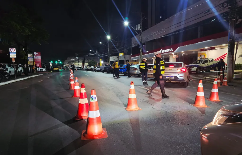 Operação Lei Seca prende 12 motoristas embriagados em Cuiabá