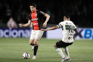 Botafogo-SP x Paysandu: onde assistir, escalações e detalhes do confronto decisivo pela Série B. Imagem: Igor Barrankievicz Agência Botafogo Divulgação