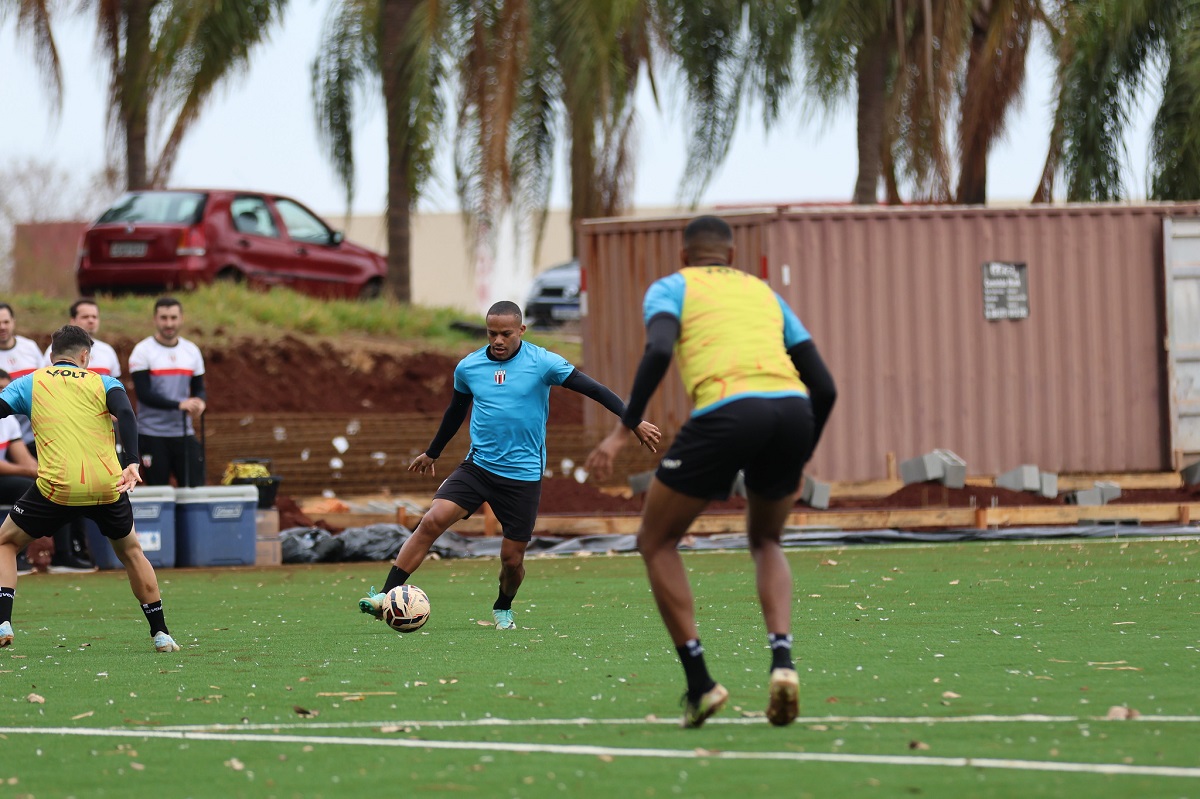 Chapecoense x Botafogo-SP ao vivo: onde assistir, escalações e tudo sobre o duelo da 32ª rodada da Série B. Imagem: João Victor Cristovão Agência Botafogo Chapecoense x Botafogo-SP ao vivo: onde assistir, escalações e tudo sobre o duelo da 32ª rodada da Série B. Imagem: João Victor Cristovão Agência Botafogo
