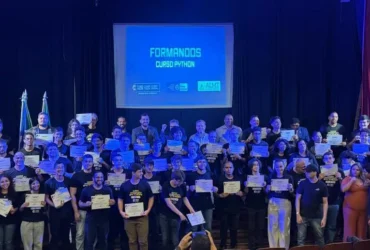 Mais de 160 jovens concluem curso de Python em MT