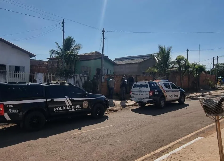 Facção criminosa é alvo de operação em Lambari D'Oeste