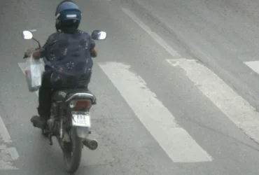 Adolescente é apreendido com placa falsa em Cuiabá