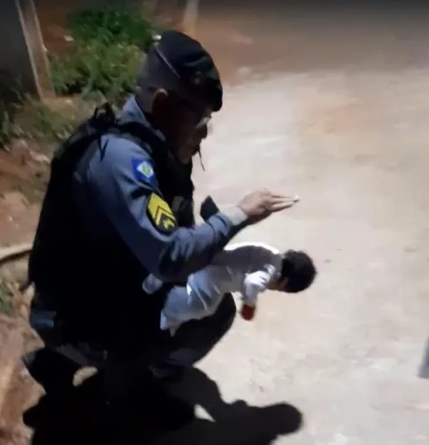 PM salva recém-nascida engasgada em Alto Taquari