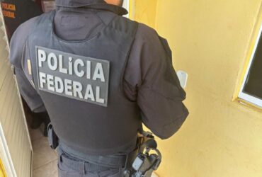 Mandado de busca e apreensão foi cumprido no município mato-grossense; investigação aponta armazenamento ilegal de material em nuvem