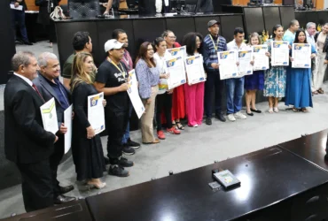 Assembleia homenageia personalidades que fortalecem Mato Grosso