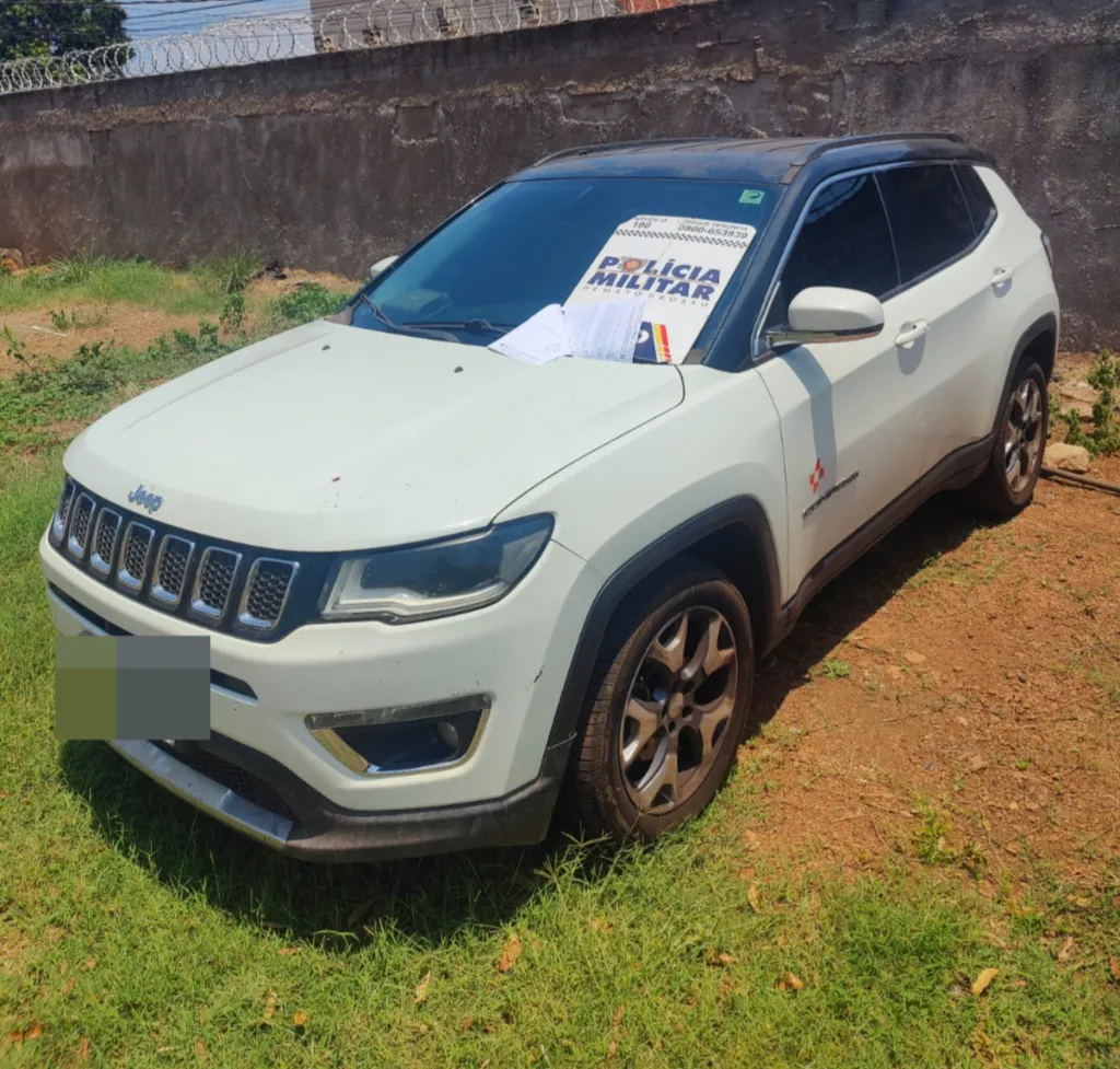 PM recupera carro e moto roubados em Rondonópolis