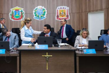 Prefeita de Varzea Grande articula pessoalmente aprovacao de fusao entre as secretarias de Gestao Fazendaria e de Planejamento -CenárioMT