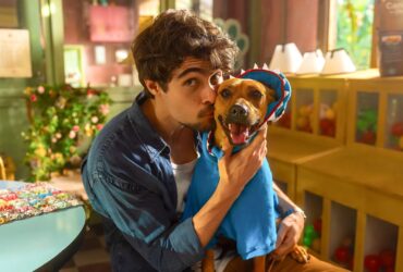 Quando-estreia-Caramelo-filme-com-vira-lata-simbolo-do-Brasil-no-streaming