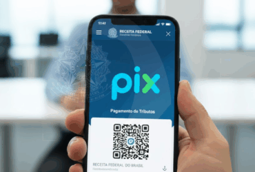 Receita-Federal-cruza-dados-do-Pix-com-a-declaracao-de-imposto-de-renda-e-ja-aplica-multas-milionarias-em-contribuintes-por-movimentacoes-suspeitas-nao-declaradas