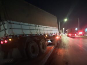 Guarda Civil Municipal flagrou o condutor tentando se evadir do local; homem confessou ter ingerido bebida alcoólica antes de dirigir