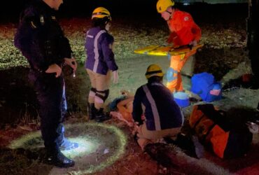 Acidente ocorreu na noite de quarta-feira (08), próximo ao trevo que dá acesso à ponte de concreto do rio Teles Pires; Corpo de Bombeiros de Lucas do Rio Verde realizou o atendimento.