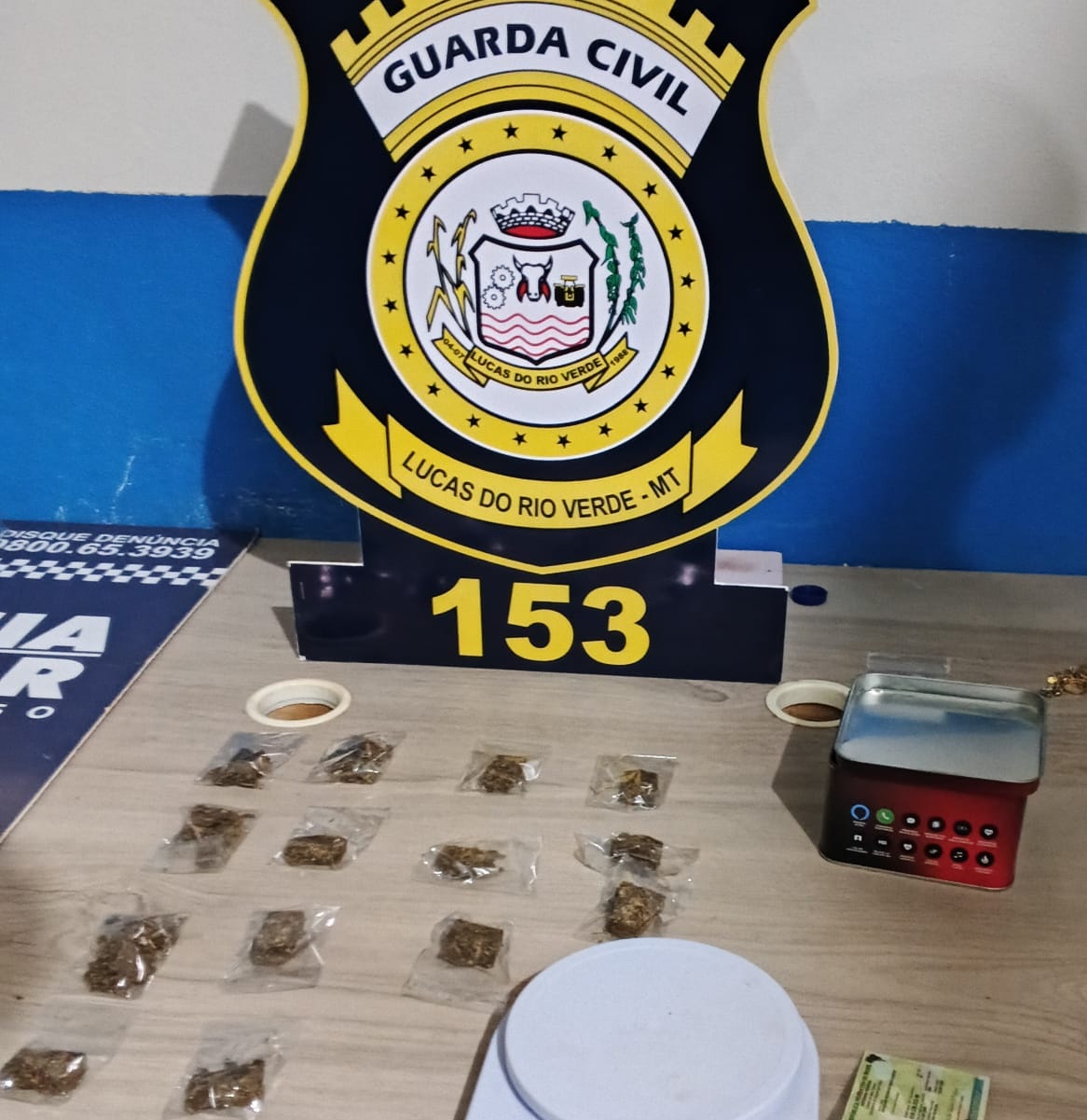 Suspeito teria feito ameaças de morte à mulher e à filha dela, além de ser apontado como integrante de facção criminosa e traficante de drogas