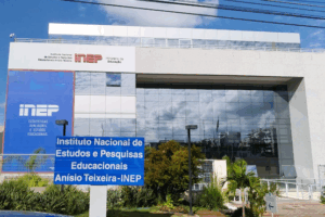 Alta taxa de comparecimento marca as aplicações do Enamed e Revalida 2025/2 - Inep