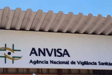 Anvisa suspende cosméticos irregulares e alerta para riscos à saúde