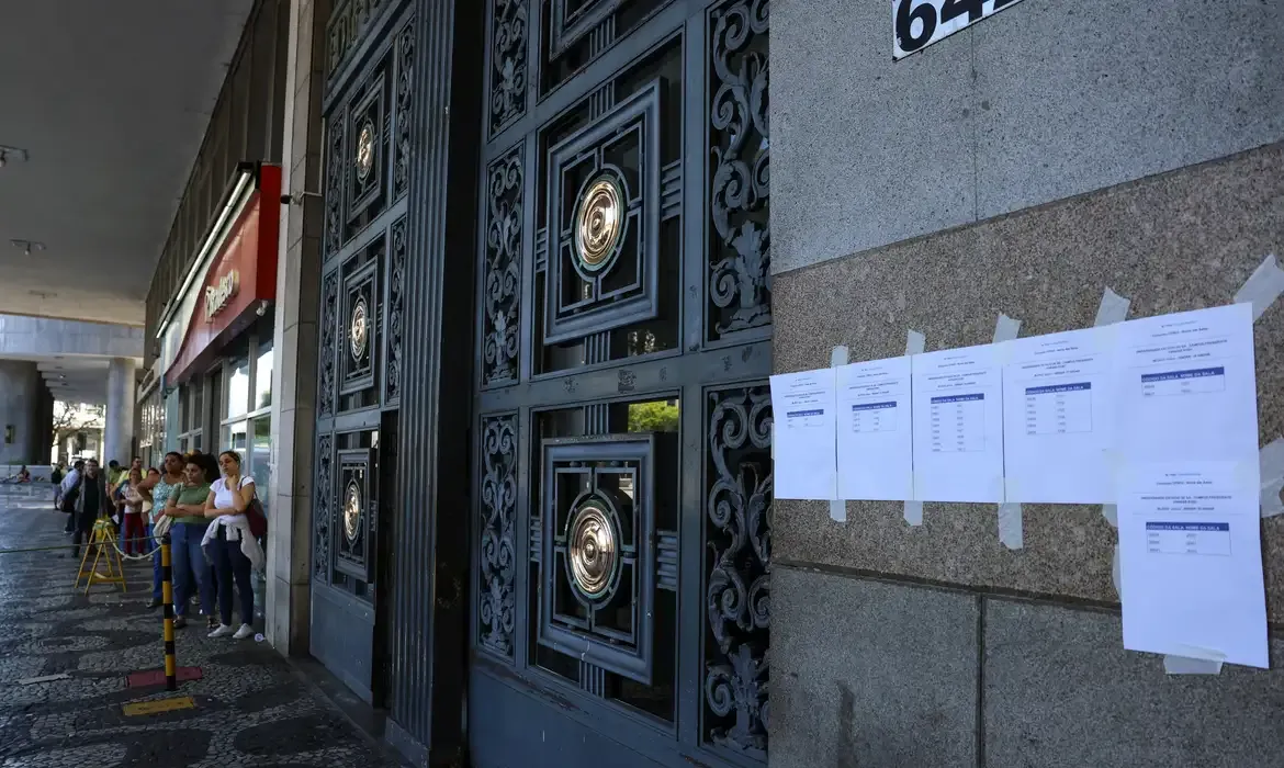 Cnu 2025: prazo para contestar gabarito preliminar termina nesta quarta