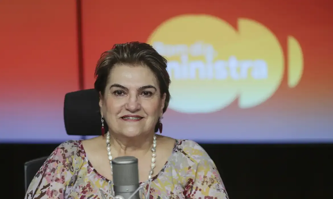 Brasil lança protocolo para proteger mulheres em desastres climáticos