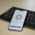 Brasil cria 1,7 milhão de vagas no ano e tem recorde de 49 milhões de empregos com carteira assinada -