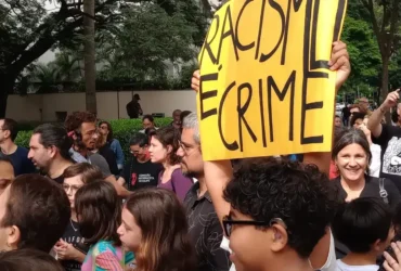 Defensoria pede indenização milionária por racismo em shopping de SP