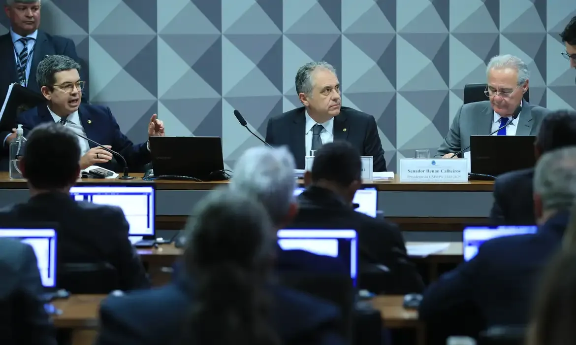 MP que compensa revogação de decreto do IOF segue para votação na Câmara