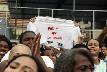 Protesto no Rio reúne famílias após operação com 121 mortos