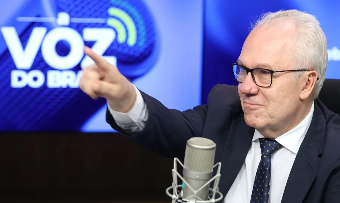 Prova nacional eleva qualidade dos docentes, afirma presidente do Inep