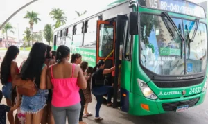 Setor de serviços cresce 0,1% em agosto e alcança recorde histórico