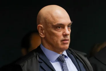 Moraes corrige erro e determina soltura de acusada dos atos de 8 de janeiro