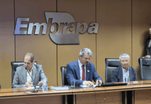 Delegação japonesa apresenta projeto de agricultura sustentável inteligente em parceria com a Embrapa