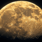 Lua hoje (27/06): veja a fase da Lua neste sábado e como aproveitar a energia da Crescente Gibosa