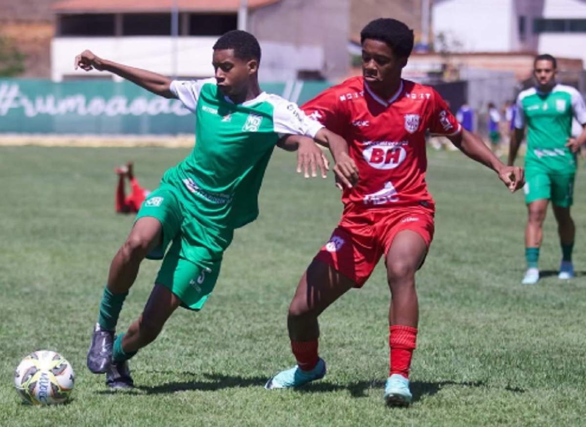 Boston City x Novo Esporte: Onde assistir ao vivo e informações da partida. Imagem: Divulgação Novo Esporte